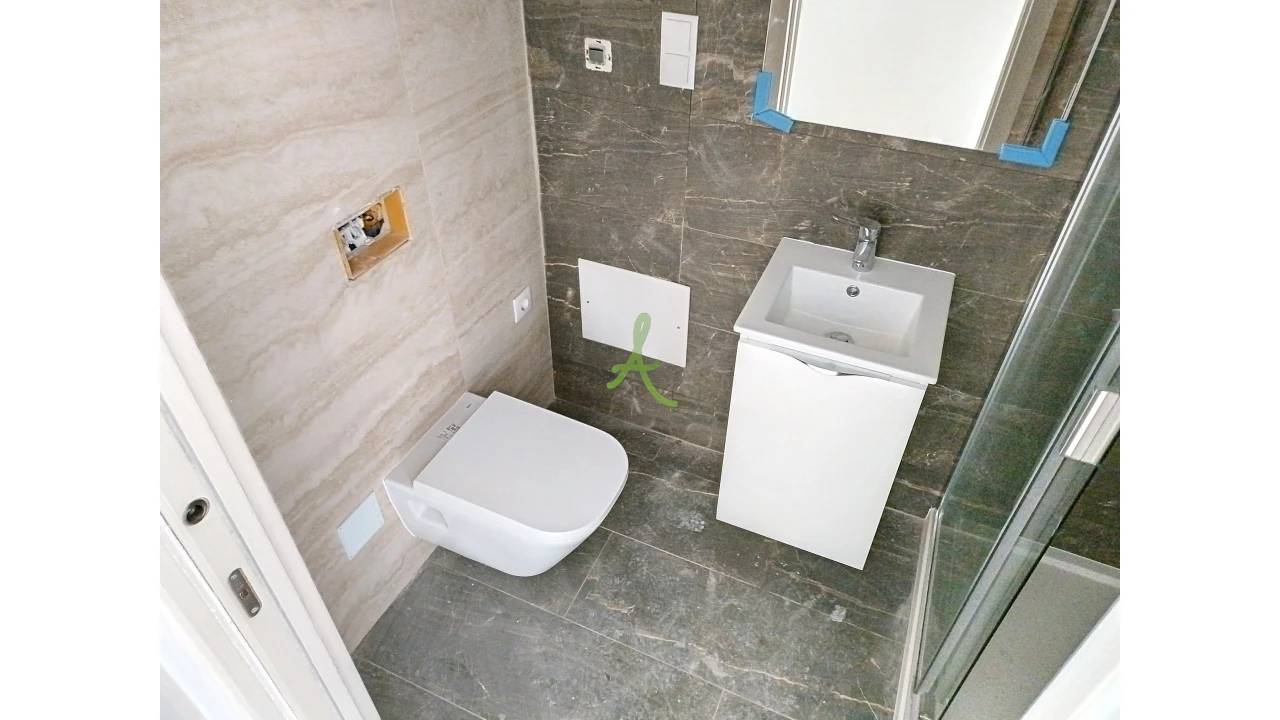 Apartamento T4 para Venda em Portimão Foto 28