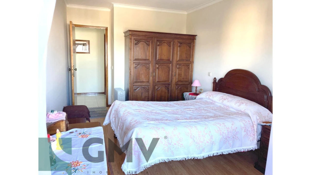 Apartamento T1 para Venda em Caldelas Foto 4