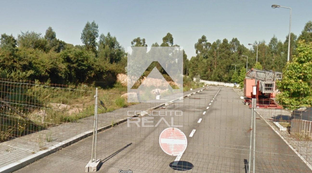 Terreno para Venda em Baguim do Monte (Rio Tinto) Foto 1