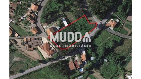 Terreno para Venda em Pinheiro da Bemposta, Travanca e Palmaz