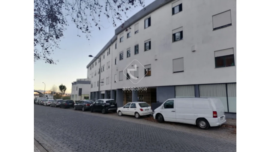 Loja para Venda em Valença, Cristelo Covo e Arão Foto 1