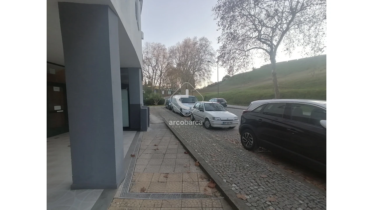 Loja para Venda em Valença, Cristelo Covo e Arão Foto 23