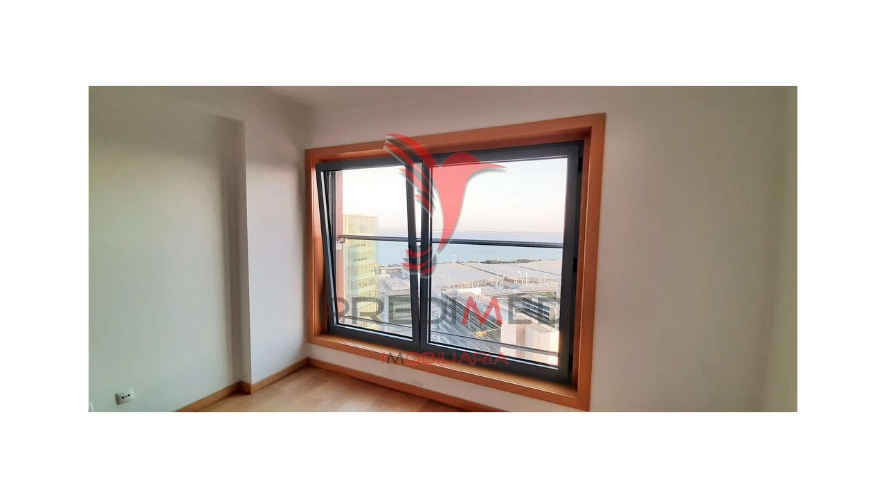 Apartamento T2 para Venda em Olivais Foto 6