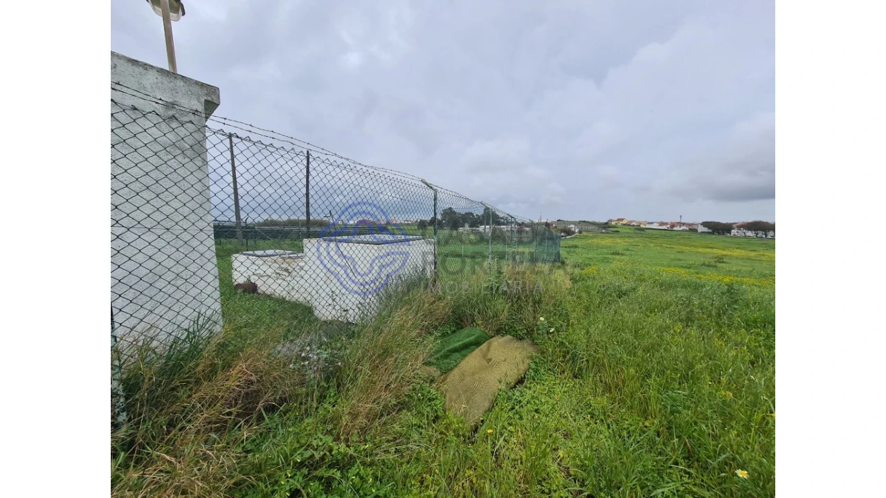 Terreno para Venda em São Domingos de Rana Foto 4