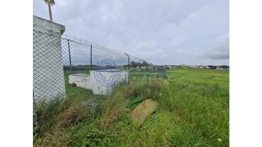 Terreno para Venda em São Domingos de Rana Foto 4