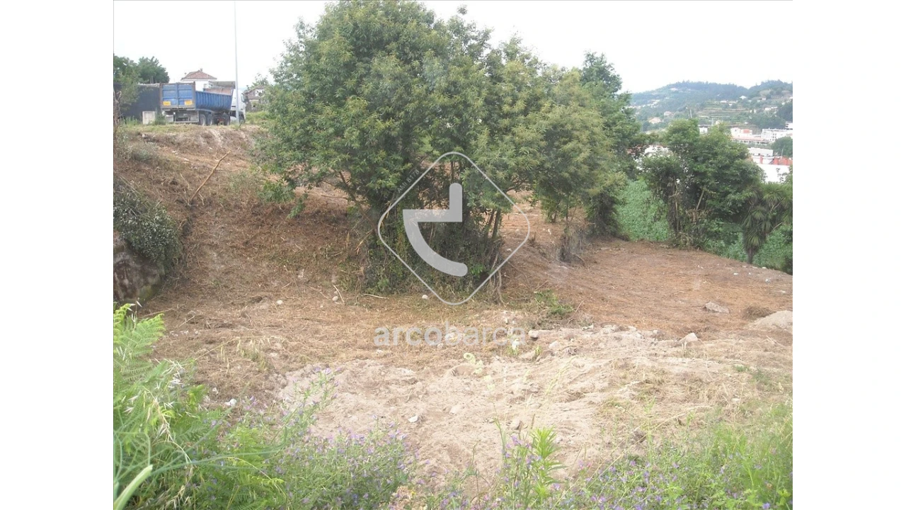 Terreno para Venda em Arcos de Valdevez (São Paio) e Giela Foto 4