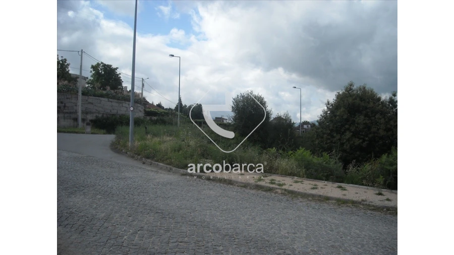 Terreno para Venda em Arcos de Valdevez (São Paio) e Giela Foto 1