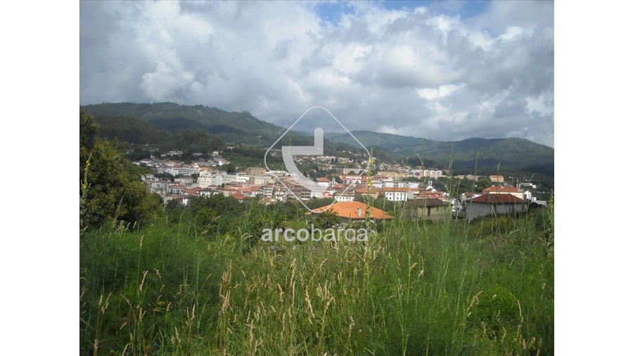 Terreno para Venda em Arcos de Valdevez (São Paio) e Giela Foto 2