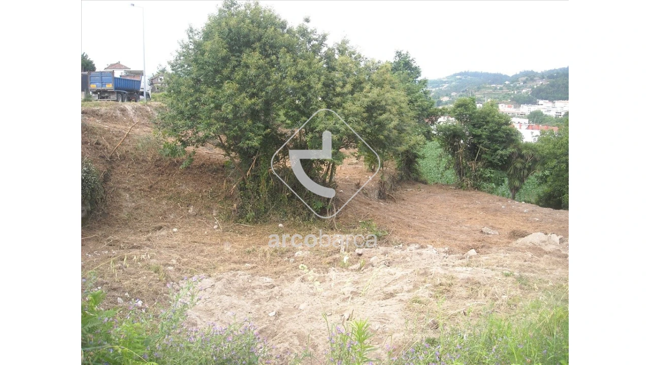 Terreno para Venda em Arcos de Valdevez (São Paio) e Giela Foto 7