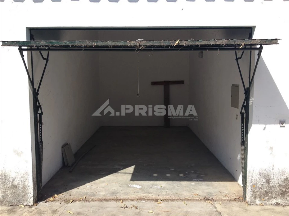 Garagem para Venda em Castelo Branco Foto 2