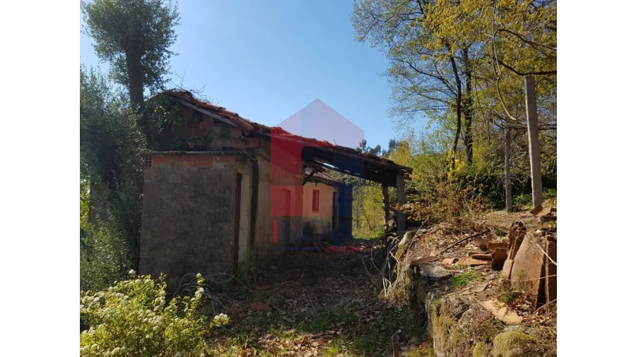 Moradia para Venda em Pico de Regalados, Gondiães e Mós Foto 1