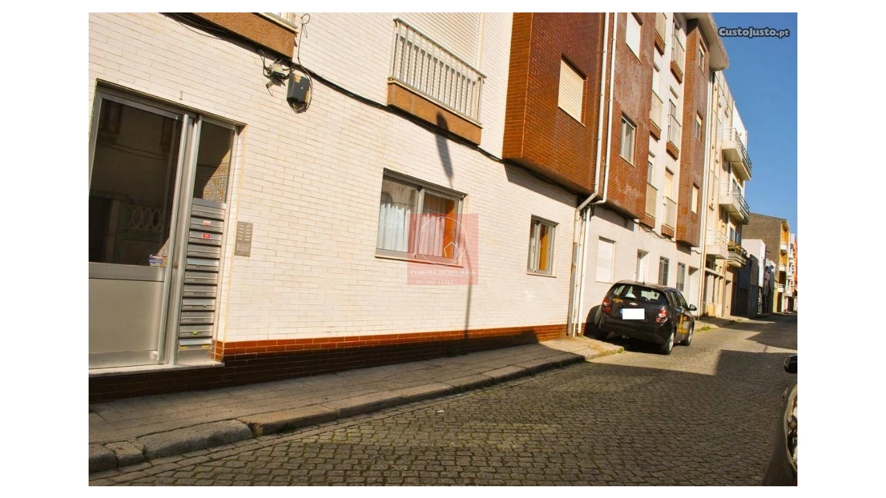 Apartamento T2 para Venda em Póvoa de Varzim, Beiriz e Argivai Foto 1