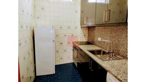 Apartamento T2 para Venda em Póvoa de Varzim, Beiriz e Argivai