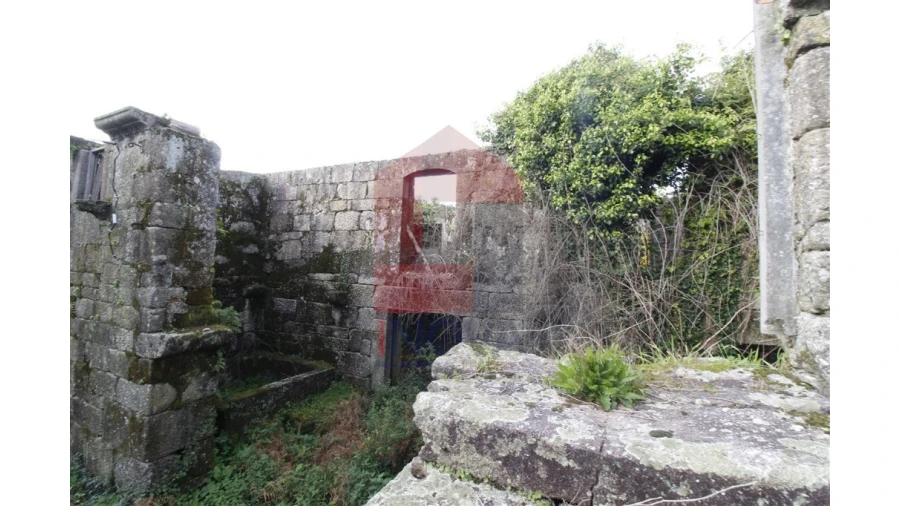 Moradia para Venda em Valbom (São Pedro), Passô e Valbom (São Martinho) Foto 6