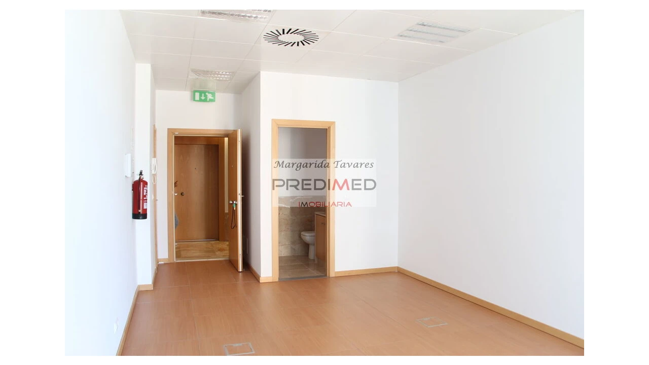 Escritório para Venda em Olivais Foto 3
