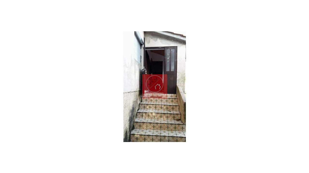 Moradia T2 para Venda em Montaria Foto 6