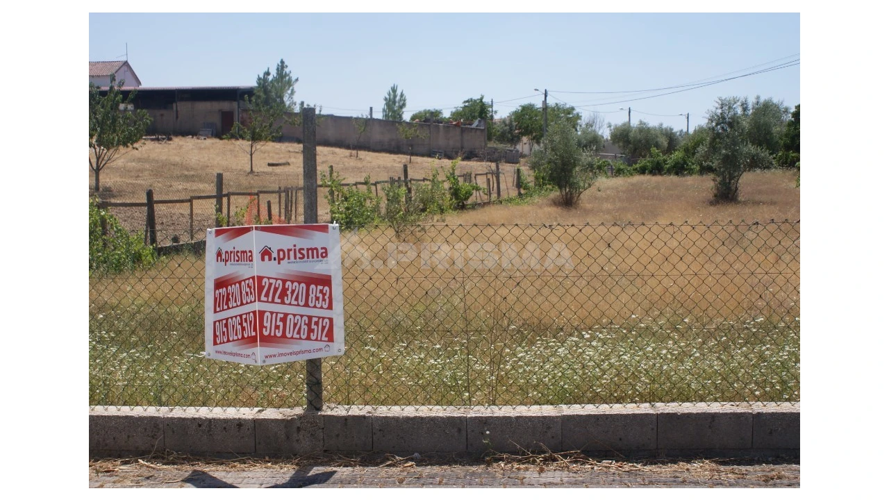 Terreno para Venda em Montes da Senhora Foto 1