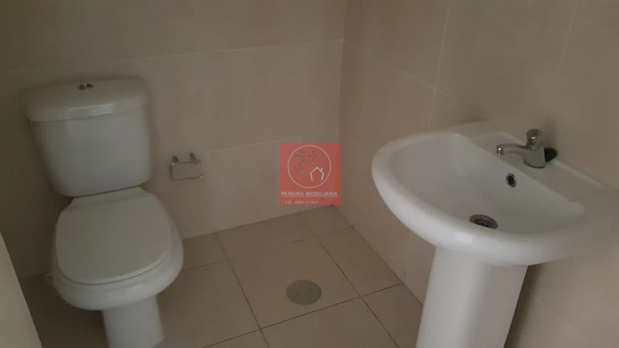 Loja para Venda em Vila Nova de Famalicão e Calendário Foto 4