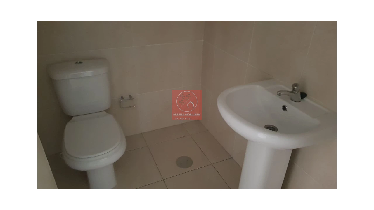 Loja para Venda em Vila Nova de Famalicão e Calendário Foto 4