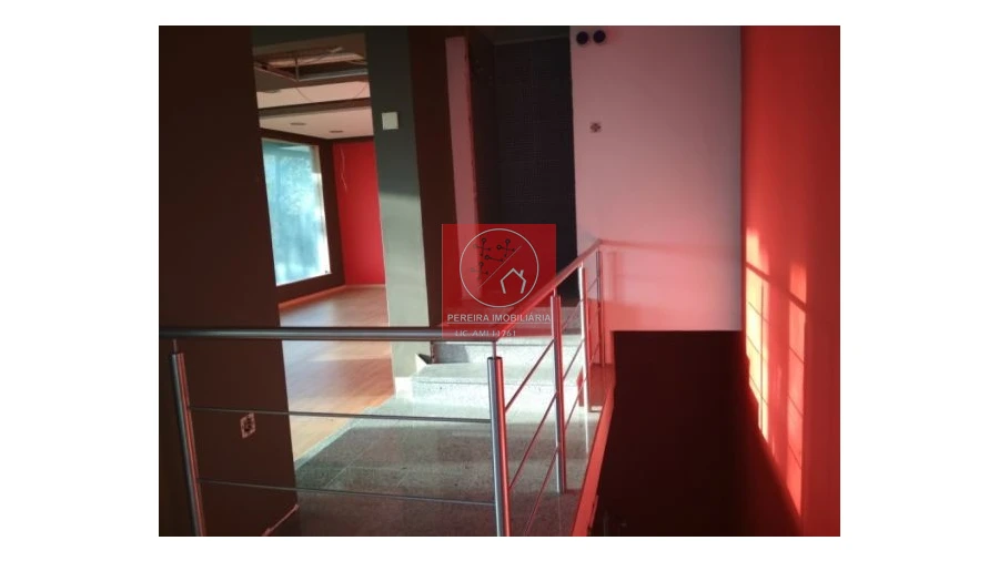 Loja para Venda em Vila Nova de Famalicão e Calendário Foto 2