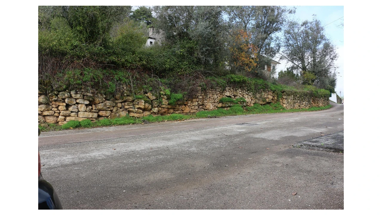 Terreno para Venda em Assafarge e Antanhol Foto 2