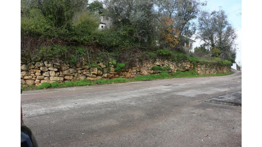 Terreno para Venda em Assafarge e Antanhol Foto 2