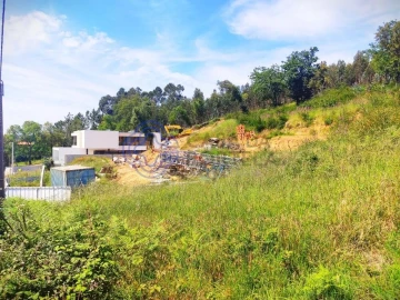 Terreno para Venda em Alfena