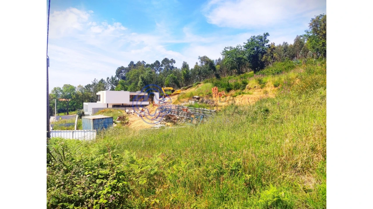 Terreno para Venda em Alfena Foto 7