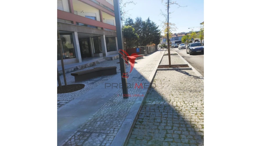 Loja para Venda em Freixianda, Ribeira do Fárrio e Formigais Foto 3