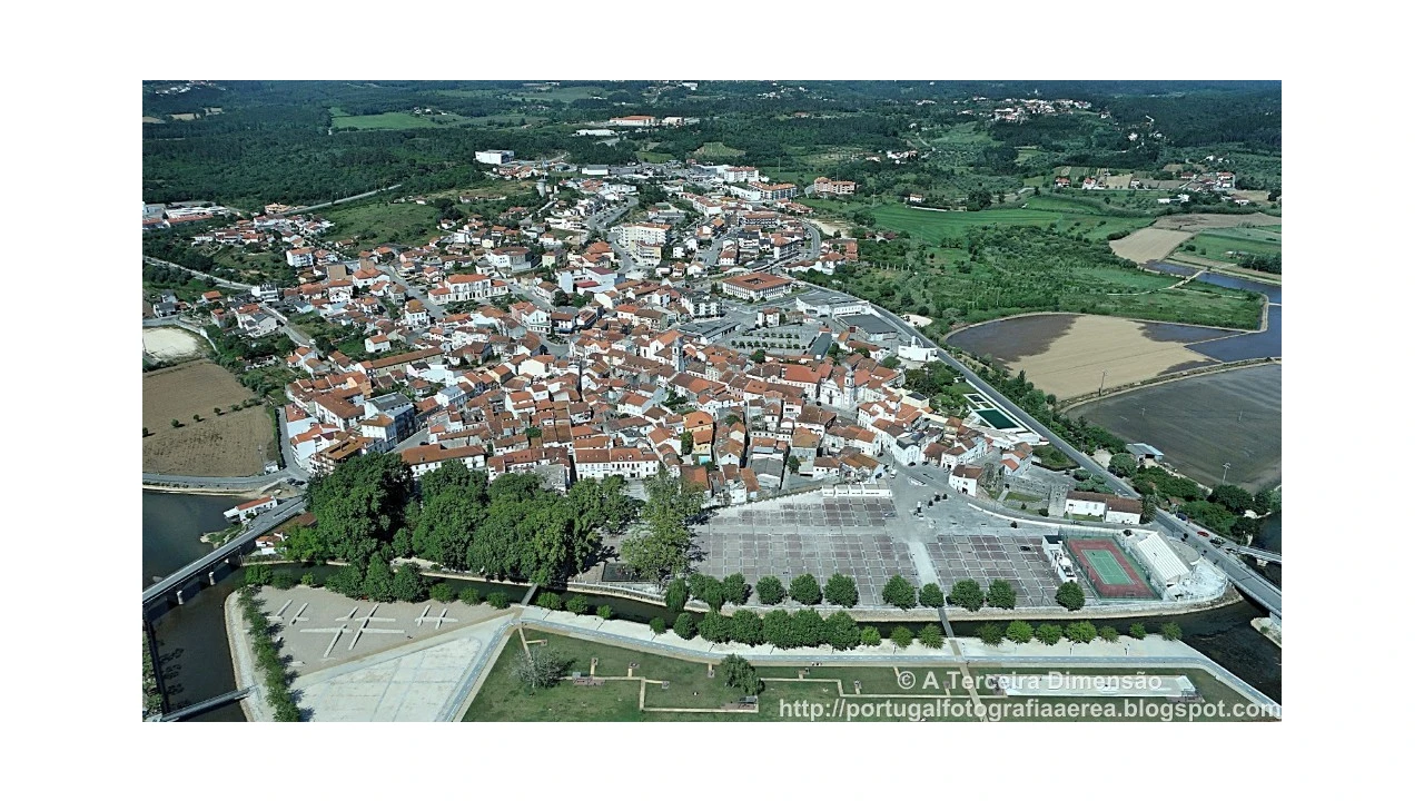 Terreno para Venda em Tapeus Foto 2