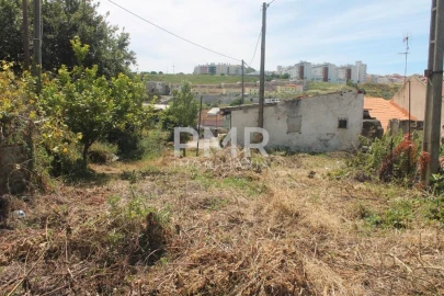 Prédio para Venda em Beato