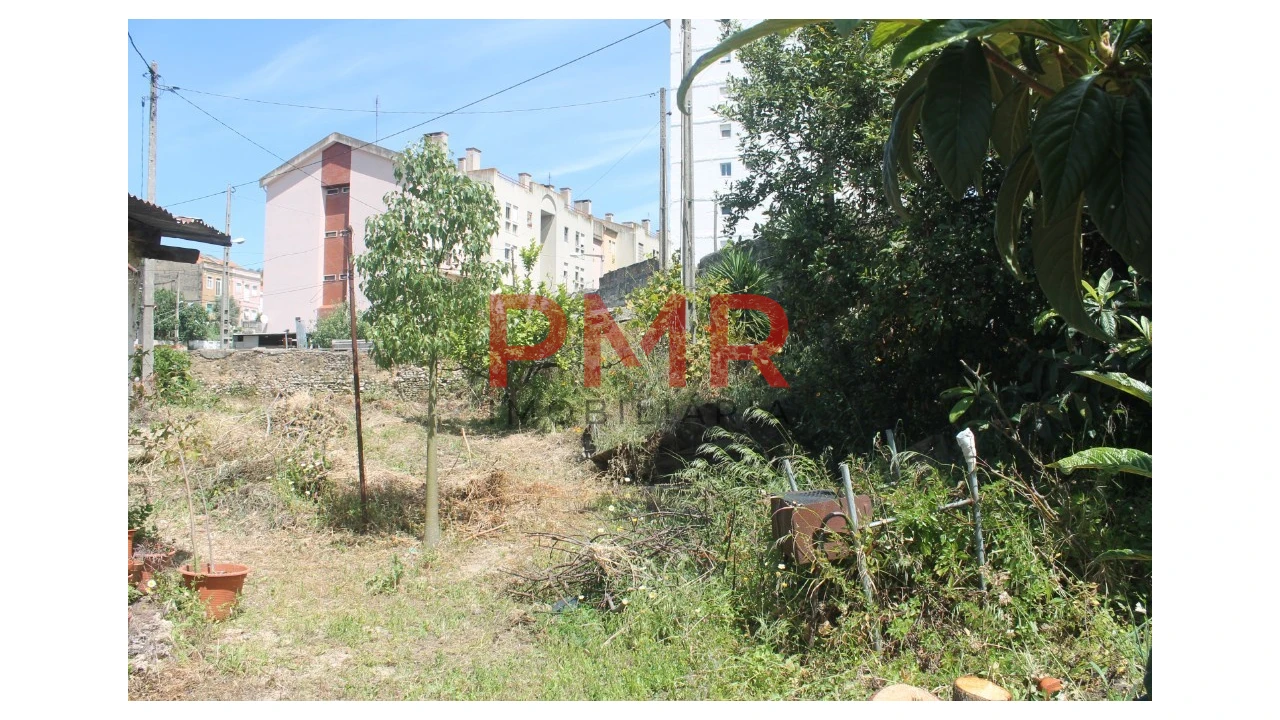 Prédio para Venda em Beato Foto 10