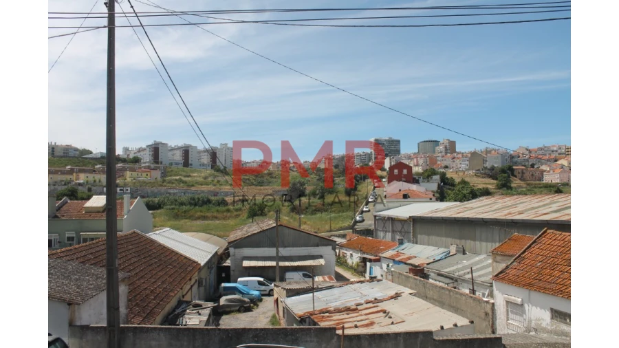 Prédio para Venda em Beato Foto 7