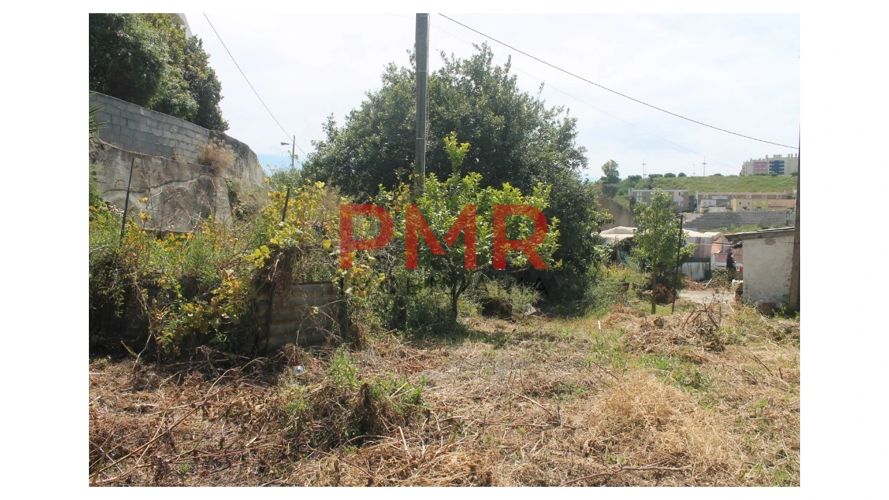 Prédio para Venda em Beato Foto 3