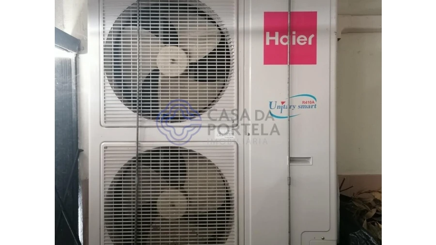 Negócio para Venda em Arcozelo Foto 23