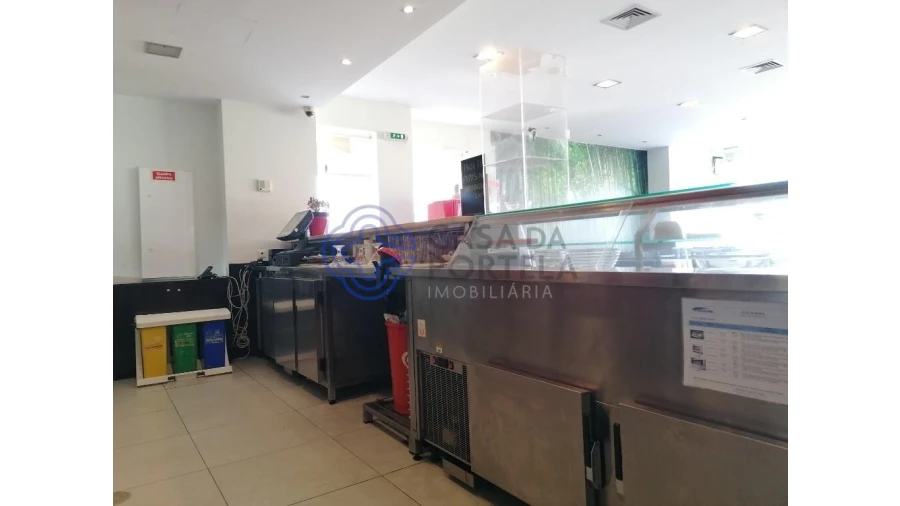 Negócio para Venda em Arcozelo Foto 22