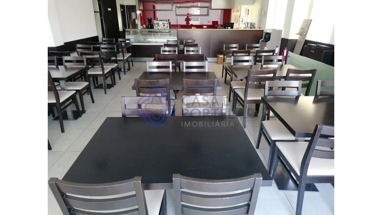 Negócio para Venda em Arcozelo Foto 25