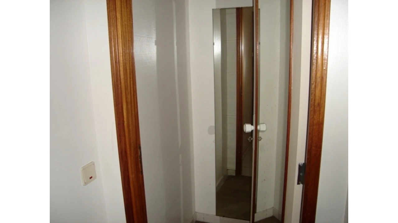 Loja para Venda em Almada, Cova da Piedade, Pragal e Cacilhas Foto 5