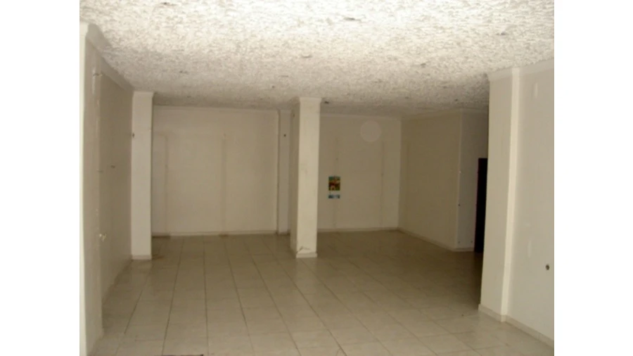 Loja para Venda em Almada, Cova da Piedade, Pragal e Cacilhas Foto 3