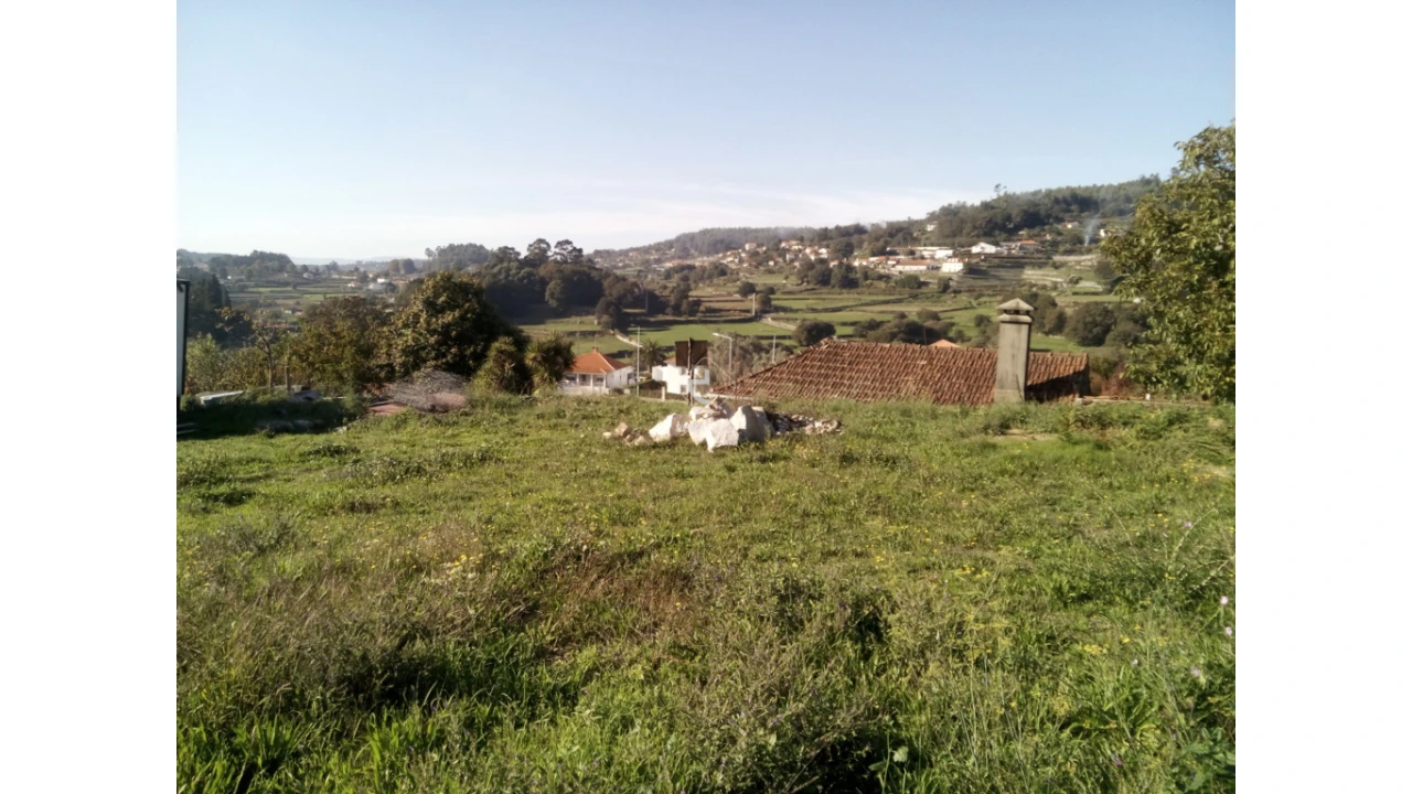 Terreno para Venda em Paredes de Coura e Resende Foto 3