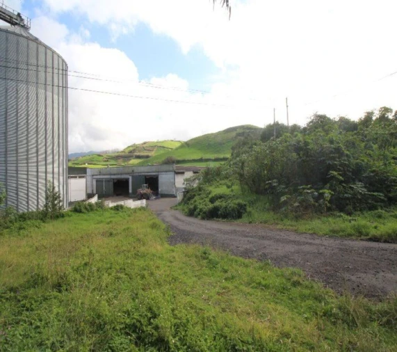 Terreno para Venda em Rabo de Peixe Foto 7
