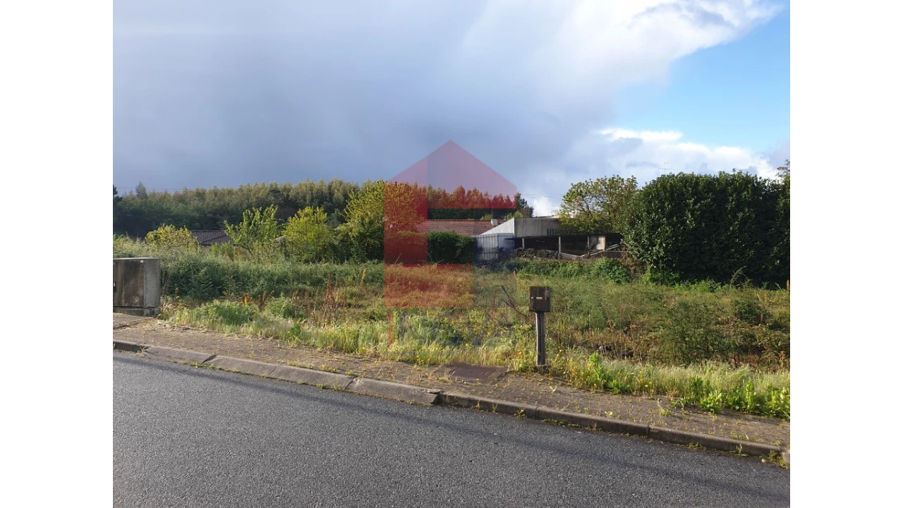 Terreno para Venda em Vila Verde e Barbudo Foto 10