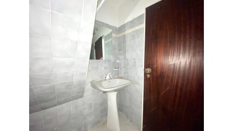 Moradia T1 para Venda em Figueiró dos Vinhos e Bairradas