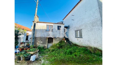 Moradia T1 para Venda em Figueiró dos Vinhos e Bairradas