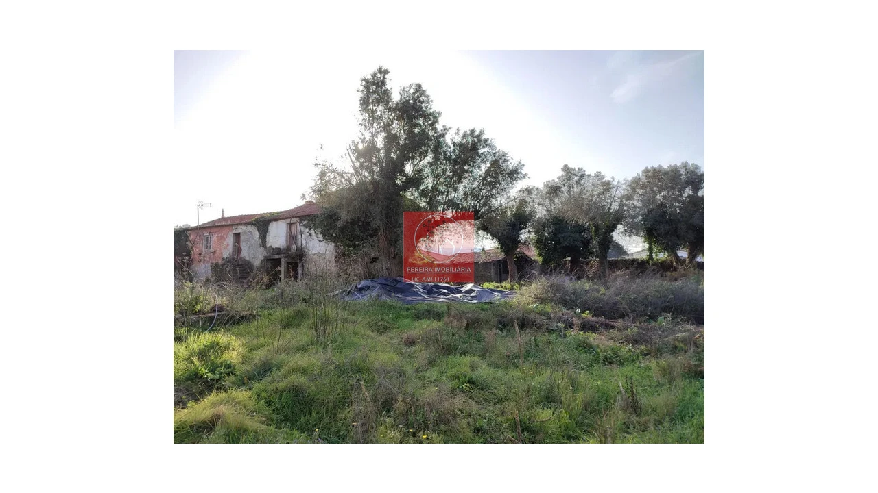 Moradia T2 para Venda em Fragoso Foto 5