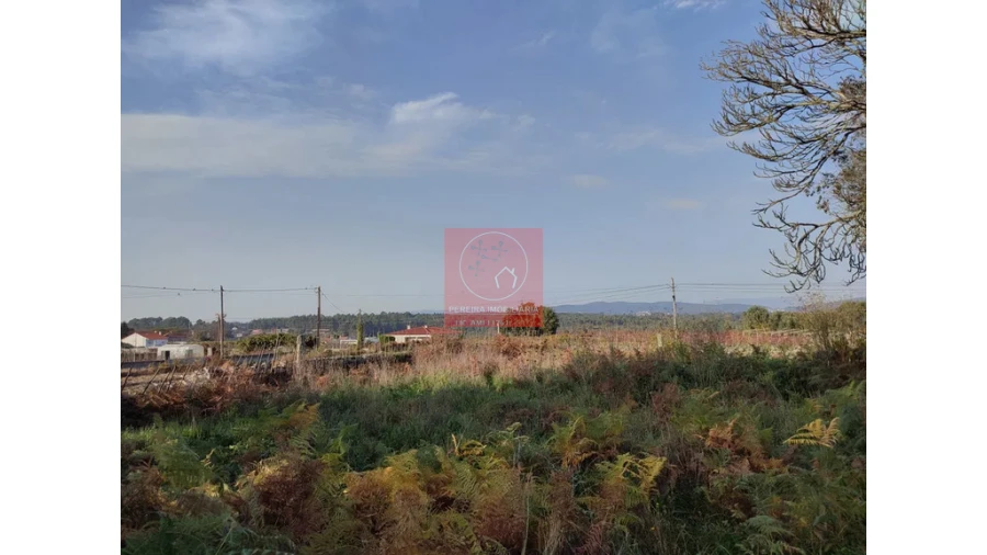 Moradia T2 para Venda em Fragoso Foto 6