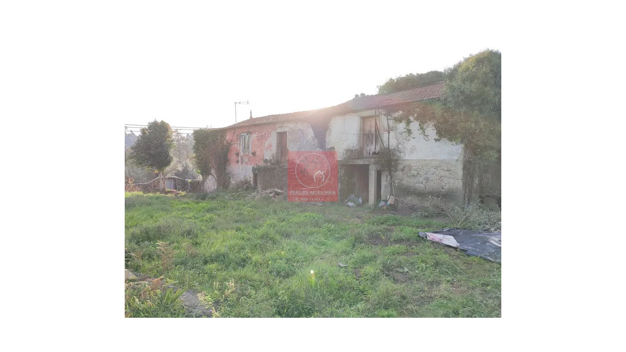 Moradia T2 para Venda em Fragoso Foto 2