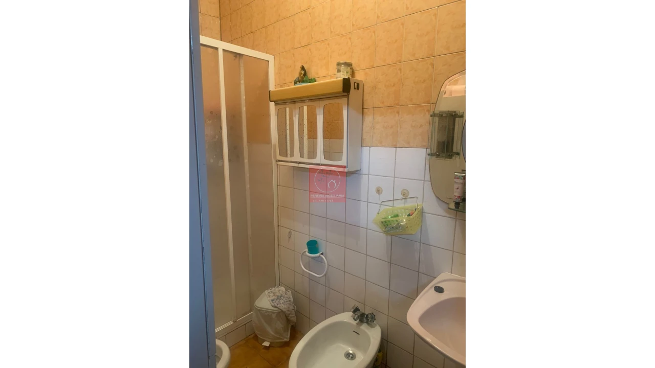 Moradia T2 para Venda em Folgosa Foto 8