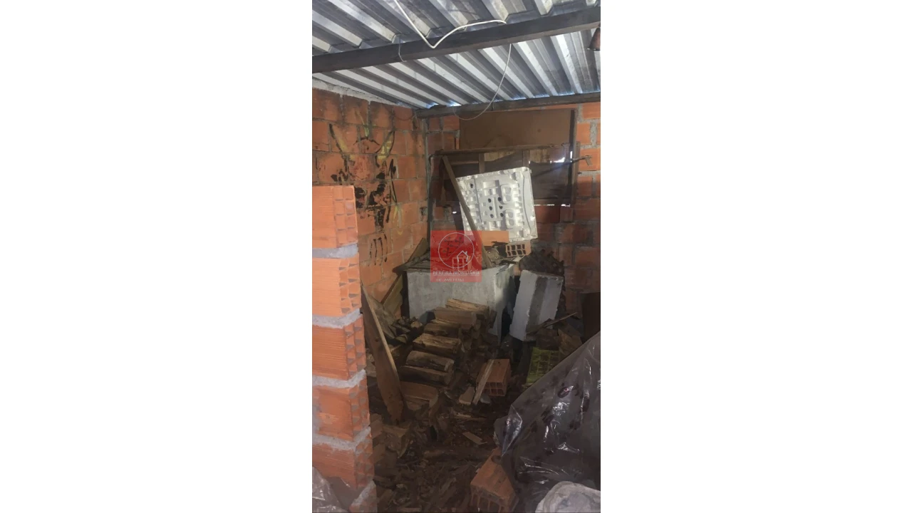 Moradia T2 para Venda em Folgosa Foto 19