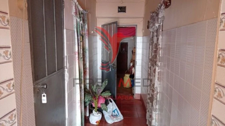 Moradia T2 para Venda em Cunheira Foto 4